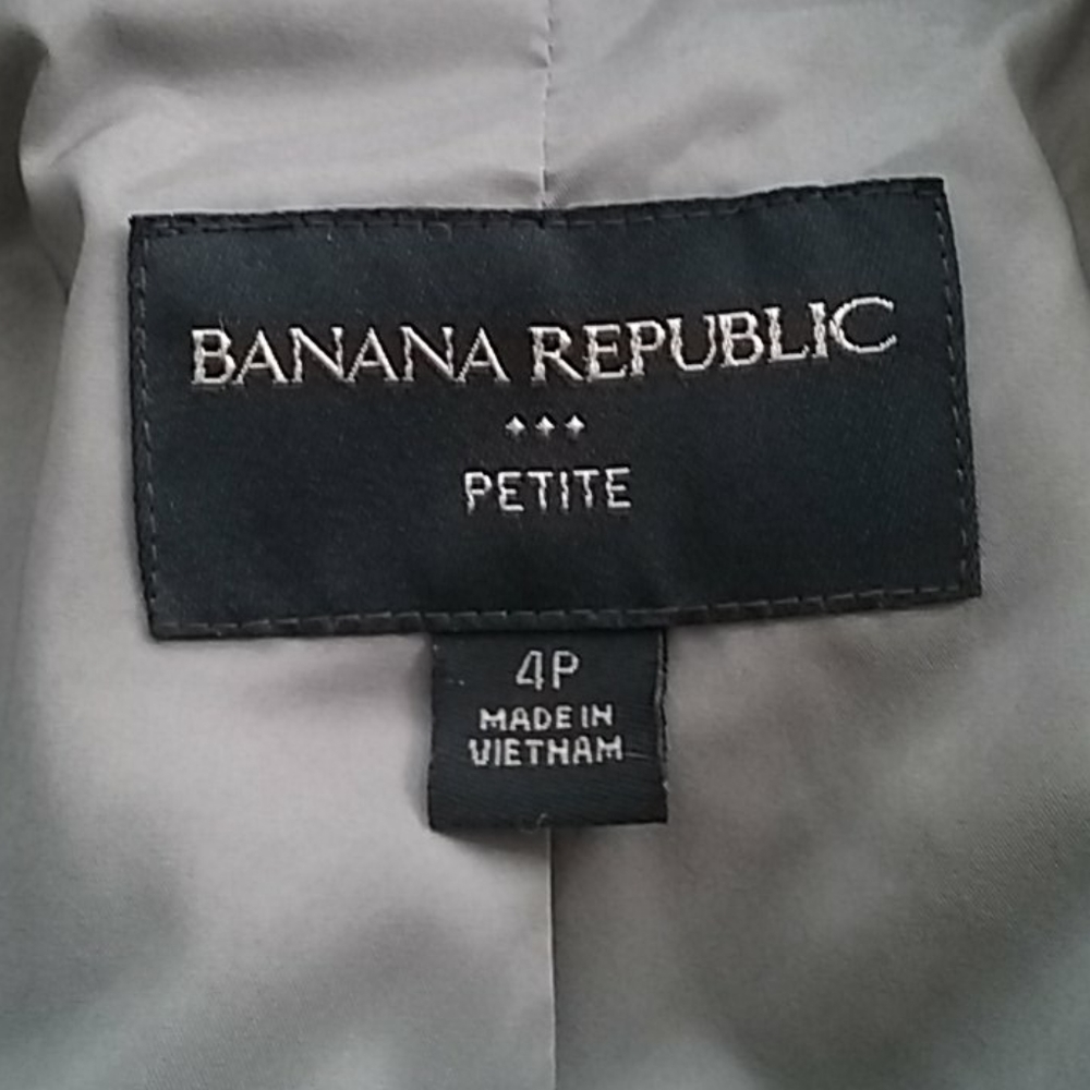 Banana Republic gray blazer size 4P